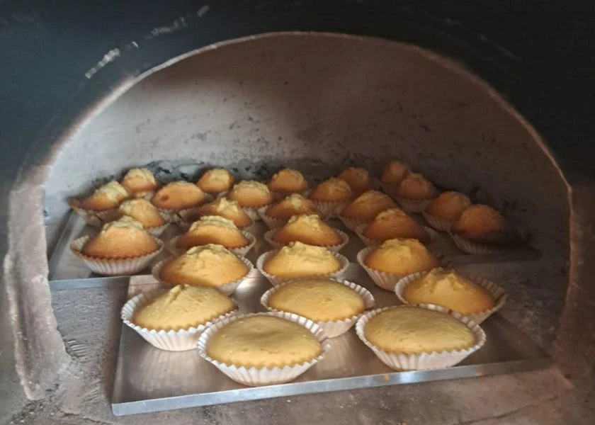 Cupcakes in wood-fired oven