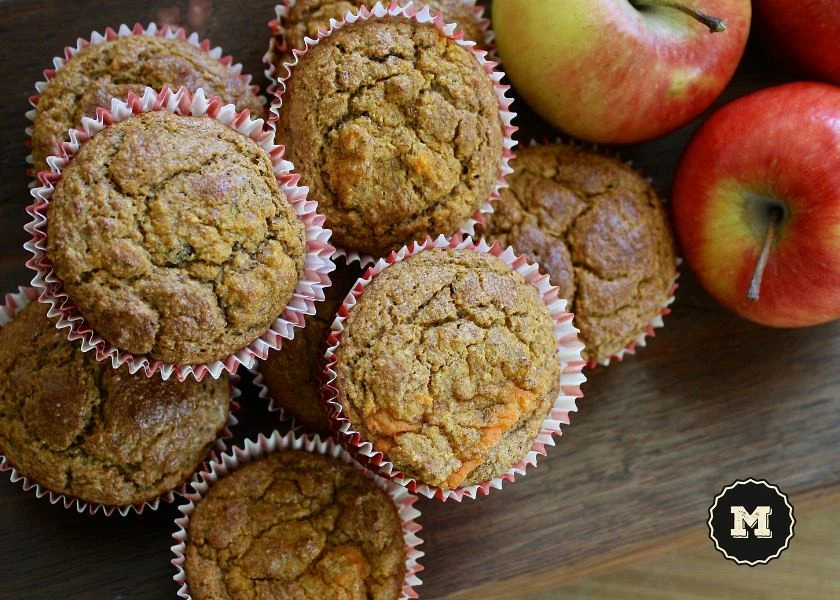 homemade apple muffins 