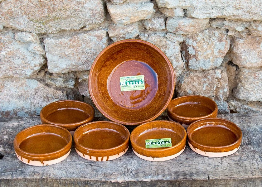 Set of clay pots