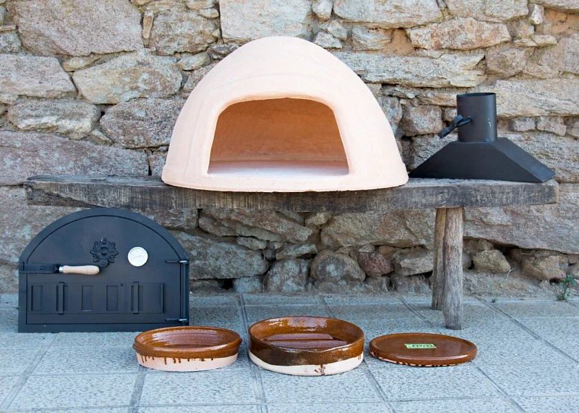 Set of oven, accessories, roaster, paella pot and dish