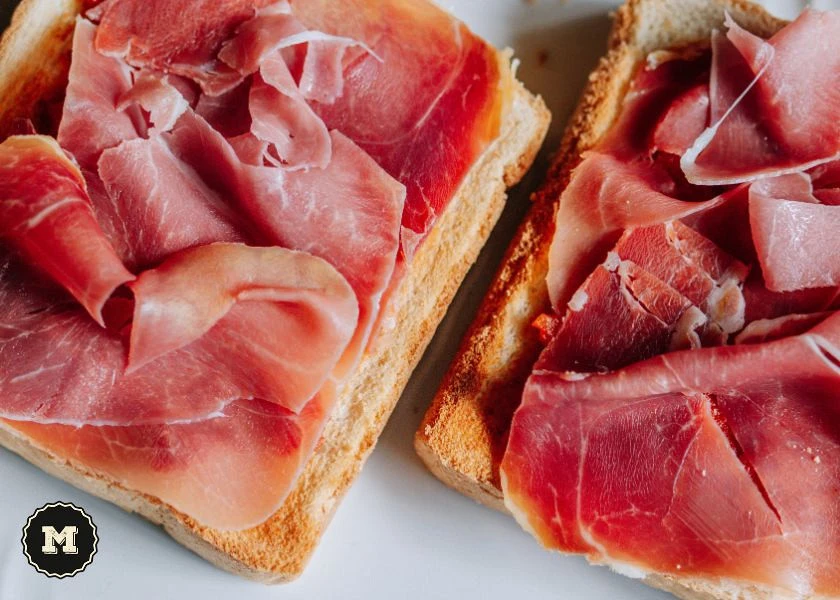 Spanish Food: Bread with tomato and Iberian ham